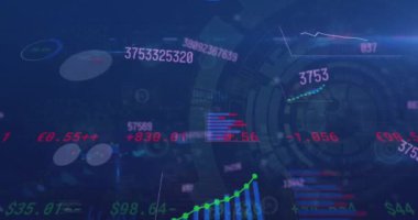 Mavi arkaplanda veri işleme animasyonu. küresel iş ve dijital arayüz kavramı dijital olarak oluşturulmuş video.