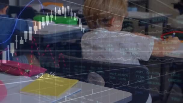 Animation Data Processing Diverse Schoolchildren Classroom Global Education Digital Interface — Vídeo de Stock