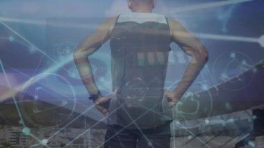 Stadyumdaki Kafkas koşucusunun arka plandaki bağlantılarının animasyonu. Spor, eğitim, dijital ekran ve teknoloji konsepti dijital olarak oluşturulmuş video.