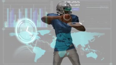 Amerikan futbolu oynayan farklı adamların saat ve veri işleme animasyonları. Spor, rekabet ve teknoloji konsepti dijital olarak oluşturulmuş video.