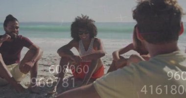 Plajdaki çeşitli arkadaşlara göre numaraların animasyonu. Tatiller ve dijital arayüz kavramı dijital olarak oluşturulmuş video.