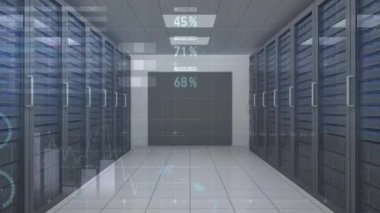 Boş bilgisayar sunucu odasına karşı istatistiksel veri işleme. İş ve bulut veri depolama teknolojisi kavramı