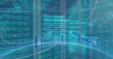 Sunucu odasındaki veri işleme ve simgelerin canlandırılması. Küresel teknoloji ve dijital arayüz konsepti dijital olarak oluşturulmuş video.