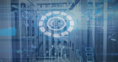 Bilgisayar sunucuları üzerinde tarama yaparken görüntüsü. küresel bağlantılar, veri işleme ve dijital arayüz konsepti dijital olarak oluşturulmuş resim.