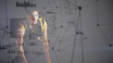 Çift ırklı basketbol oyuncusu üzerinden bağlantılar ve veri işleme ağının animasyonu. global spor, bağlantılar ve dijital arayüz konsepti dijital olarak oluşturulmuş video.