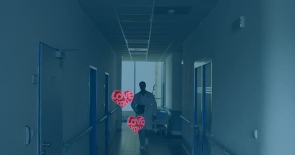 Animation Hearts Love Caucasian Doctor Walking Corridor Emotions Medicine Health — Wideo stockowe