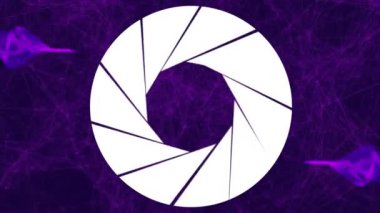 Menekşe arka planda kamera irisinin animasyonu. fotoğraf, renk ve hareket konsepti dijital olarak oluşturulmuş video.