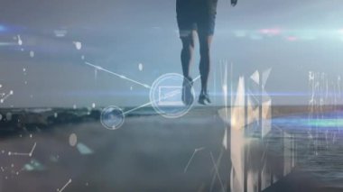 Afrikalı Amerikalı bir adamın koşması üzerine simgelerle olan bağlantıların animasyonu. Dijital olarak oluşturulmuş küresel bağlantılar, veri işleme ve dijital arayüz kavramı.