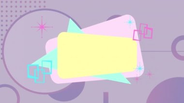 Mor arka planda hareket eden canlı geometrik şekillerin animasyonu. Desen, renk ve hareket konsepti dijital olarak oluşturulmuş video.