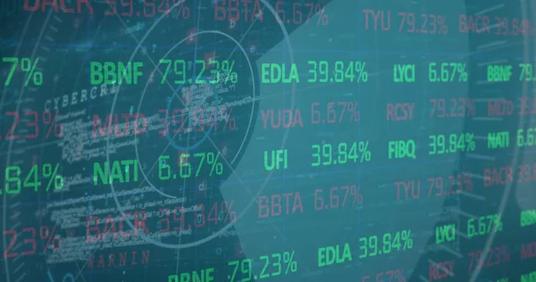 Siyah arkaplan üzerinde veri işleme resmi. küresel iş ve dijital arayüz kavramı dijital olarak oluşturulmuş görüntü.