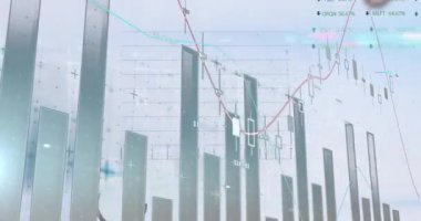 Şehir manzarası üzerinde finansal veri işleme animasyonu. Küresel iş dijital arayüzü teknolojisi ve dijital olarak oluşturulan ağ konsepti.