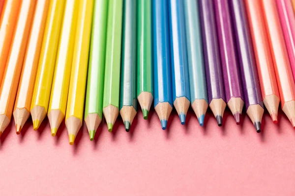 Composition Colorful Crayons Pink Surface School Equipment Tools Education Pattern — ストック写真