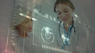 Kafkas kadın doktorlar üzerinde dijital ekrandaki verilerin animasyonu. Sağlık, tıp ve teknoloji konsepti dijital olarak üretilen video.