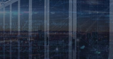 Dijital şehir üzerindeki bağlantı ağının görüntüsü. Küresel teknoloji ve veri işleme kavramı dijital olarak oluşturulmuş görüntü.