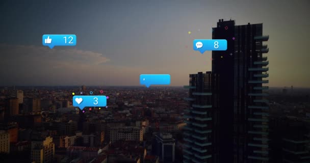 Анимация Падающих Икон Над Нпз Социальные Медиа Коммуникационная Концепция Цифрового — стоковое видео