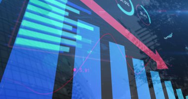 Şehir manzarası üzerinde istatistik işlenen kırmızı okun resmi. global business, finans, data işleme ve dijital arayüz kavramı dijital olarak oluşturuldu.
