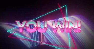 Sendeki animasyon siyah arkaplan üzerinde metin ve ışık izleri kazandırıyor. Geçmişe dönük gelecek ve dijital arayüz kavramı dijital olarak oluşturulmuş video.