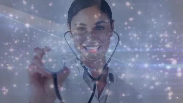 Animação Uma Médica Caucasiana Sorrindo Sobre Processamento Dados Medicina Global — Vídeo de Stock