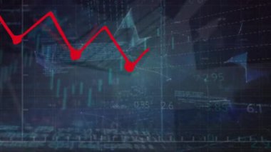 Şehir manzarası üzerinde veri işleme animasyonu. küresel iş ve dijital arayüz kavramı dijital olarak oluşturulmuş video.