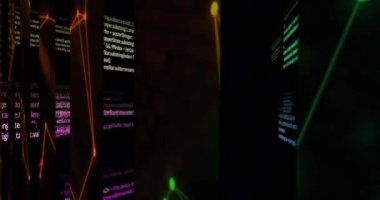 Siyah arkaplanda veri işleme ve şekillerin animasyonu. küresel iş ve dijital arayüz kavramı dijital olarak oluşturulmuş video.