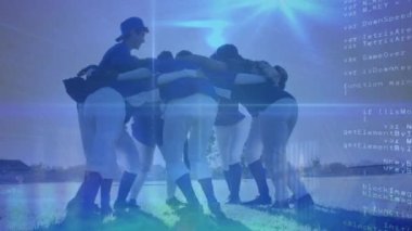 Çeşitli bayan beyzbol oyuncuları üzerinde veri işleme animasyonu. Küresel spor ve dijital arayüz kavramı dijital olarak oluşturulmuş video.