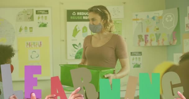 Animation Learning Text Caucasian Teacher Diverse Schoolchildren Segregating Waste Recycle — Wideo stockowe
