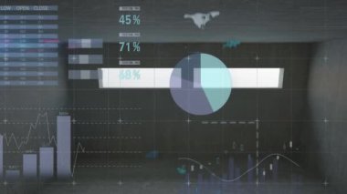 Karanlık arka planda veri işleme animasyonu. Dijital olarak oluşturulmuş küresel bağlantılar, teknoloji ve dijital arayüz kavramı.