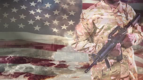 Animation African American Male Soldier Holding Assault Rifle American Flag — ストック動画