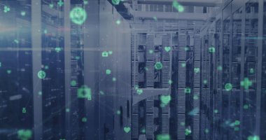 Sunucu odasındaki veri işleme ve bağlantı ağının resmi. Küresel teknoloji, bilgisayar ve dijital arayüz kavramı dijital olarak oluşturulmuş görüntü.