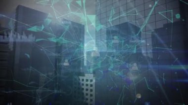 Şehir manzarası üzerindeki bağlantı ağının animasyonu. küresel bağlantılar, veri işleme ve teknoloji konsepti dijital olarak oluşturulmuş video.