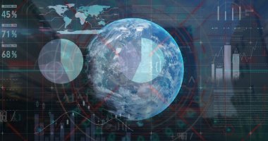 Dünya ve şehir haritasında finansal veri işleme görüntüsü. Küresel iş, finans ve dijital arayüz kavramı dijital olarak oluşturulmuş görüntü.
