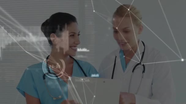 Animazione Connessioni Sopra Medici Femminili Caucasici Felici Concetto Salute Medicina — Video Stock