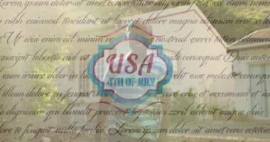 Bağımsızlık Günü afişi ve anayasa metni, gülümseyen Afrikalı Amerikalı çocuğun portresine karşı. Amerika 'nın bağımsızlık kutlamaları ve vatanseverlik kavramı