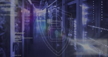 Sunucu odasının üzerinde veri işleme ve asma kilit simgesi resmi. Küresel teknoloji, bilgisayar ve dijital arayüz kavramı dijital olarak oluşturulmuş görüntü.