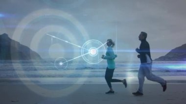 Dışarıda koşan kadın ve erkek arasındaki bağlantı ağının animasyonu. Küresel spor fitness veri işleme ve dijital arayüz konsepti dijital olarak oluşturulmuş video.