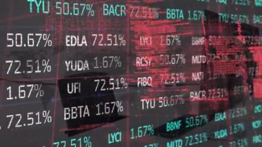 Borsa veri işleme ve ofis masası ve dönen küreye karşı dünya haritası. Küresel ekonomi ve iş teknolojisi kavramı