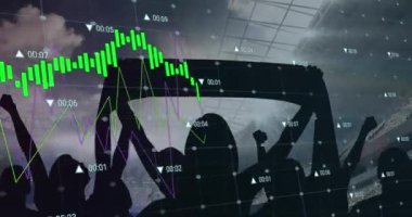 Futbol taraftarları üzerinde finansal veri işleme animasyonu. Dünya kupası konsepti dijital olarak üretilen video.