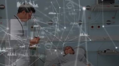 Kafkas erkek doktor ve hasta arasındaki bağlantı ağının animasyonu. Dijital olarak üretilen sağlık, tıp, bağlantılar ve teknoloji konsepti.