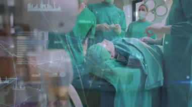 Ameliyat sırasında çeşitli cerrahlar üzerinde veri işleme animasyonu. Küresel tıp ve dijital arayüz kavramı dijital olarak oluşturulmuş video.