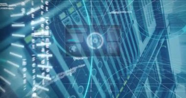Sunucular üzerinde 5G metin, dürbün tarama ve veri işleme animasyonu. Dijital olarak oluşturulmuş küresel bağlantılar, veri işleme ve dijital arayüz kavramı.