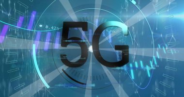 Grafik, veri ve mavi arkaplanda 5g resmi. Maliye, ekonomi ve teknoloji kavramı dijital olarak oluşturulmuş görüntü.