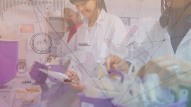 Laboratuvarda çalışan çeşitli bilim adamlarıyla bağlantı ağının animasyonu. Tıbbi araştırma ve bilim teknolojisi kavramı