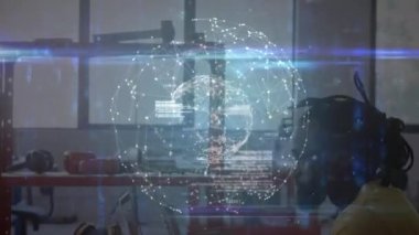 Afro-Amerikan iş adamının dizüstü bilgisayar kullanarak veri işleme ve küresinin animasyonu. Küresel iş, bilgisayar ve dijital arayüz kavramı dijital olarak oluşturulmuş video.