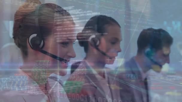 Animatie Van Kaukasische Customer Service Operators Met Behulp Van Headsets — Stockvideo