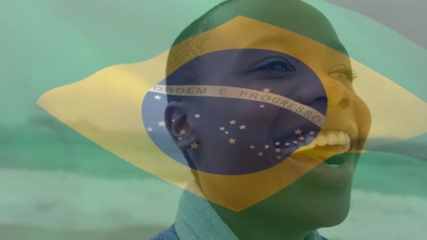 Animacja Flagi Brazylii Nad Afrykańską Amerykanką Plaży Flagi Narodowe Patriotyzm — Wideo stockowe