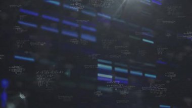 Karanlık arka planda veri işleme animasyonu. küresel bilim, bağlantılar, veri işleme ve dijital arayüz kavramı dijital olarak oluşturulmuş video.