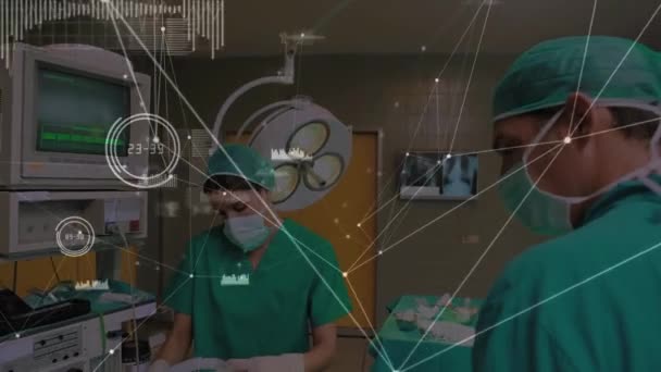 手術中に患者に酸素マスクを提供する白血病外科医上のネットワークのアニメーション 複合体 複数の露出 外科医 チームワーク データ — ストック動画