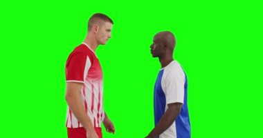  Erkek futbolcular. Spor, hareket, eğitim ve aktif yaşam tarzı kavramı.