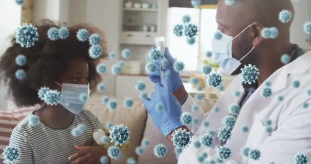 Κινούμενα Σχέδια Κυττάρων Covid Πάνω Από Αφροαμερικάνικο Αρσενικό Γιατρό Που — Αρχείο Βίντεο