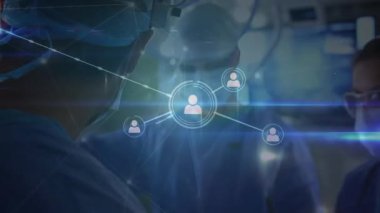 Farklı doktorların ikonlarıyla olan bağlantıların animasyonu. Küresel tıp, bağlantılar ve dijital arayüz konsepti dijital olarak oluşturulmuş video.